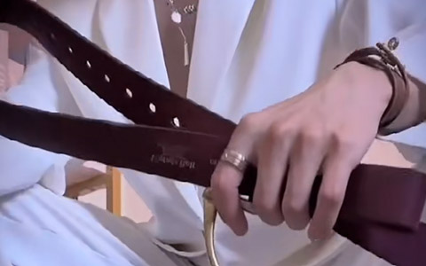 看看斯慕圈里的装腔指南-第1张图片-灰灰斯慕圈